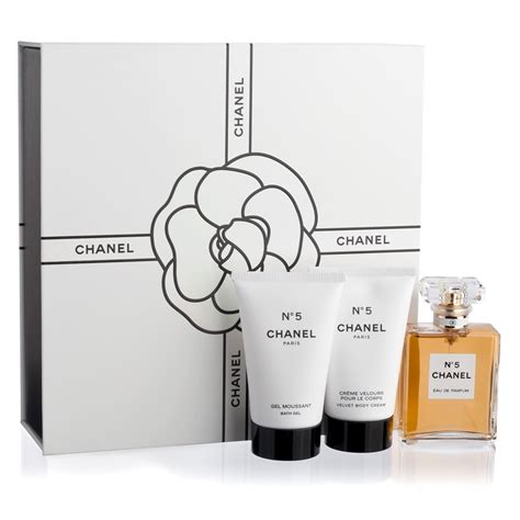 chanel n5 macy& 39|Chanel no 5 gift guide.